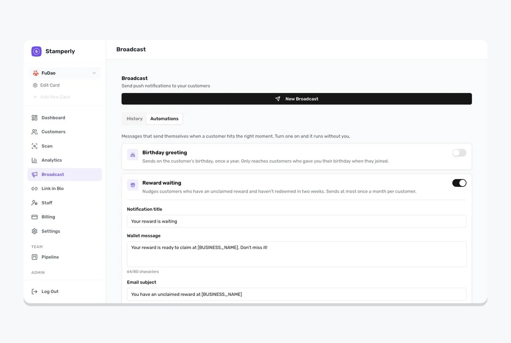 Screenshot otomatisasi pengingat reward yang aktif di dashboard, lengkap dengan judul notifikasi, pesan wallet, dan subjek email yang bisa diedit.